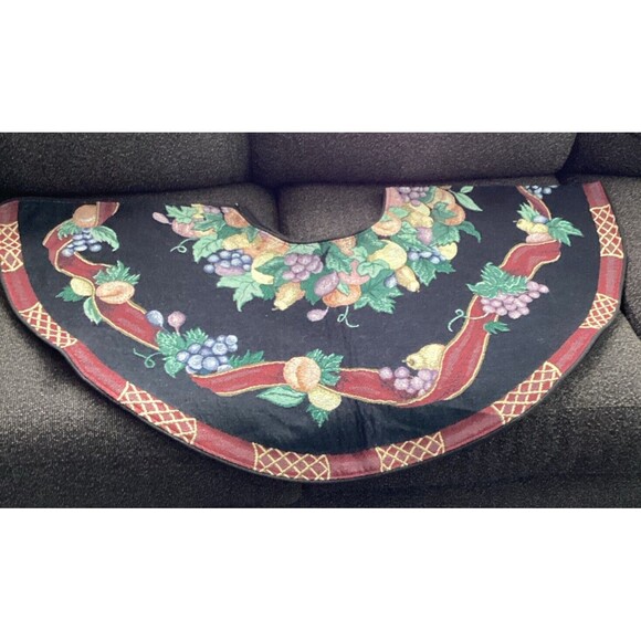 Sugar Plum Fancy Tapestry Christmas Tree Skirt 44” Round Gorgeous Classic Desin - Picture 6 of 10